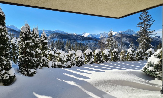 Zakopane Apartment | Panorama Tatr Scenic Apartment with Terrace and Breathtaking View