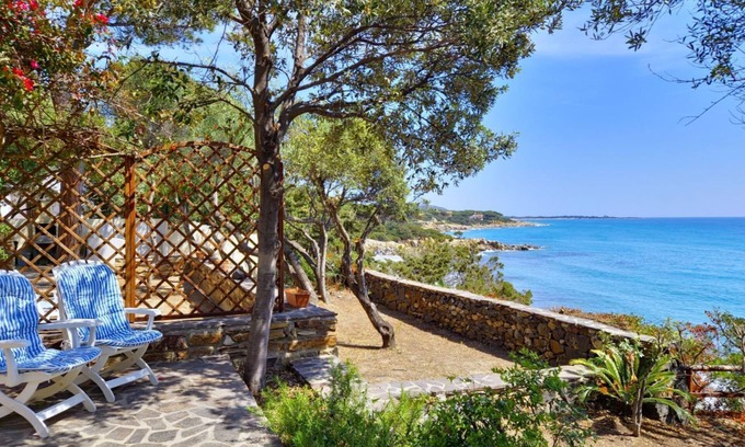 Sas Linnas Siccas Apartment | [Papiyon 1] Apartment with private beach access