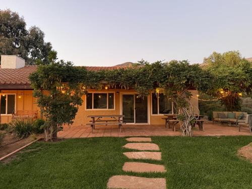 Ojai House | Paradise at Tree Ranch Grove