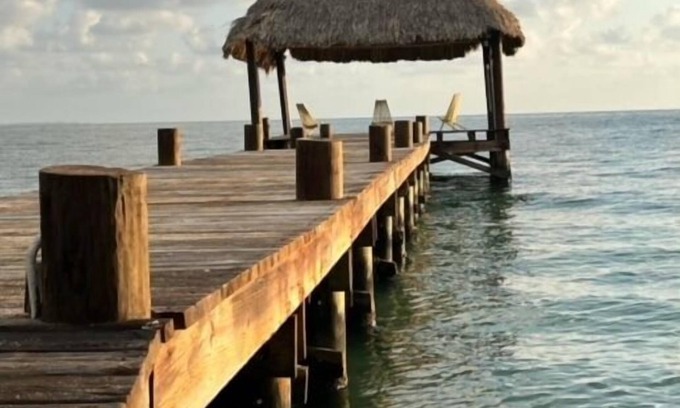 Sittee River Village House | Paradise Beach Belize Suite B (downstairs)