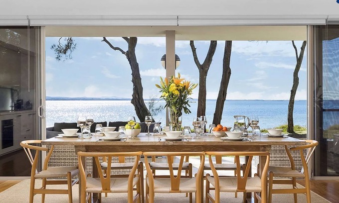 Salamander Bay House | Paradiso Beach House - luxury waterfront property, private retreat, swimming pool, outdoor dining