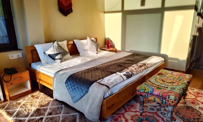 Naddi House | Paradiso Guest House & B&B