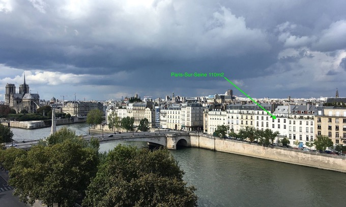 4th Arrondissement Apartment | Paris-sur-seine-chez-caroline
