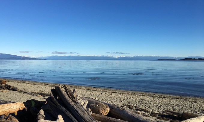 Regional District of Nanaimo Cottage | Parksville, Oceanside Village - special prices for long stays available!