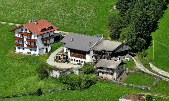 Spinga Apartment | Parleitnerhof Ferienwohnung Abendrot