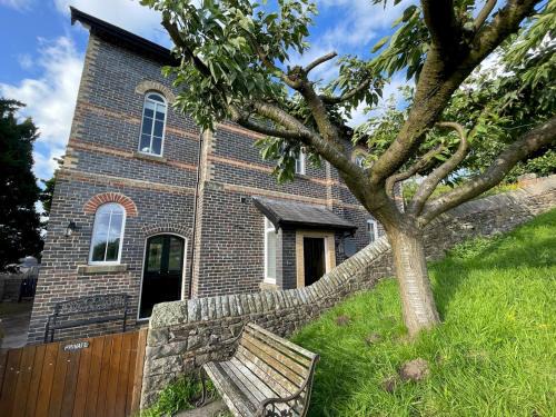 Combs House | Pass the Keys Converted Sunday School for 4 with Views & Garden