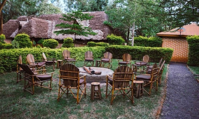 Karatu Cabin | Patamu Restaurant & Lodge