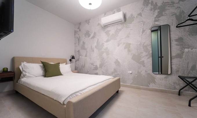 Santurce Hotel | Patio Elba Suites