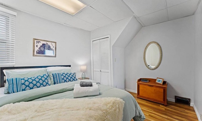 East End Apartment | Pattison's Peaceful Retreat