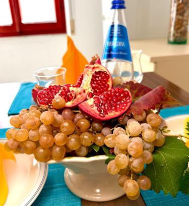 Tempio Pausania Apartment | Pausania Temple il pavone smeraldo