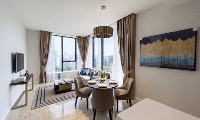 Golden Triangle Apartment | Pavilion Ceylon Hills Suites