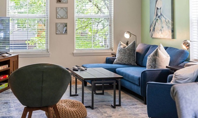 Pittsburgh Apartment | Peaceful Escape Just Minutes To DT, Garage Parking