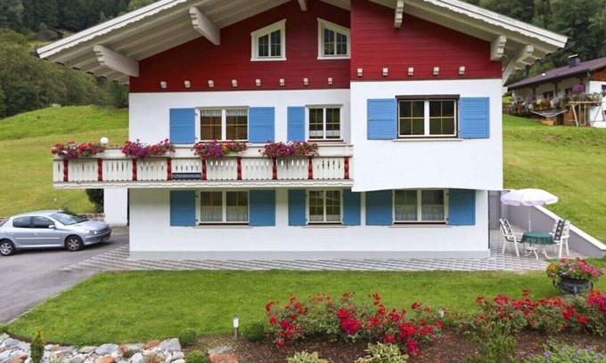 Silbertal Apartment | Peaceful location, by the valley ski-run, close to cable cars, hiking paradise