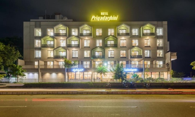 Toranagallu Hotel | Pearl by Priyadarshini