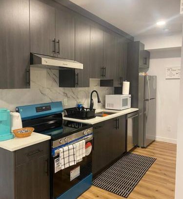 Edmonton House | Pebbles' Cozy 2Bed Basement Suite - near Downtown