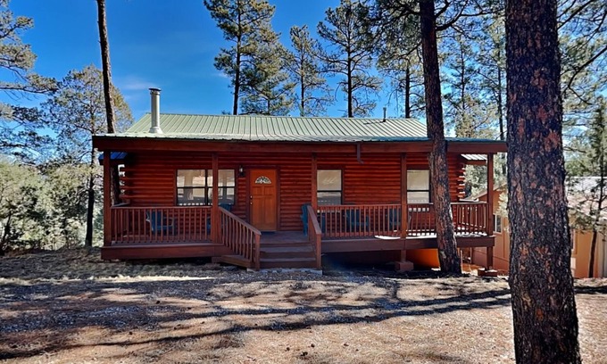 Ruidoso House | Peek-a-Boo Cabin | Peaceful Views + Near Area Attractions!