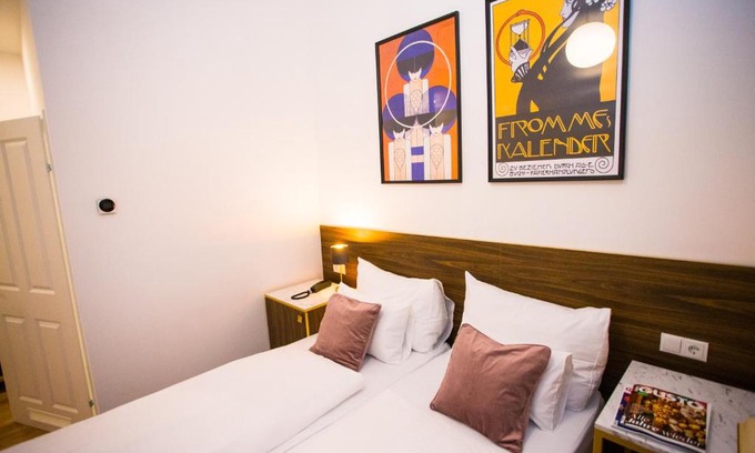 Innere Stadt Hotel | Pension Central I Self Check In