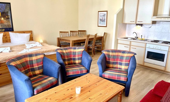 Binz Cottage | Pension Haus Edelweiß - Large vacation apartment no. 20