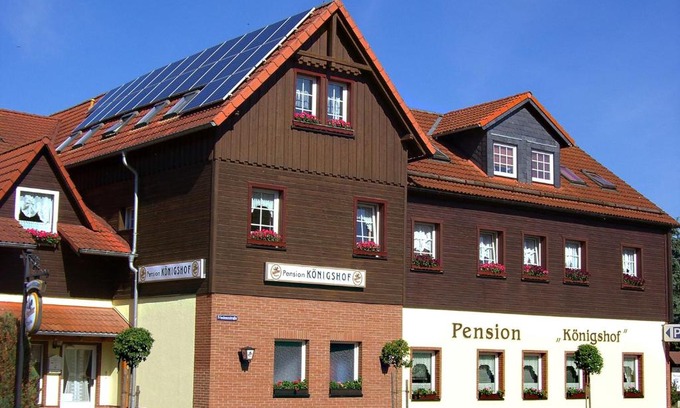 Konigshutte House | Pension Königshof