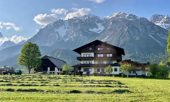 Ramsau am Dachstein Hotel | Pension Möslehnerhof