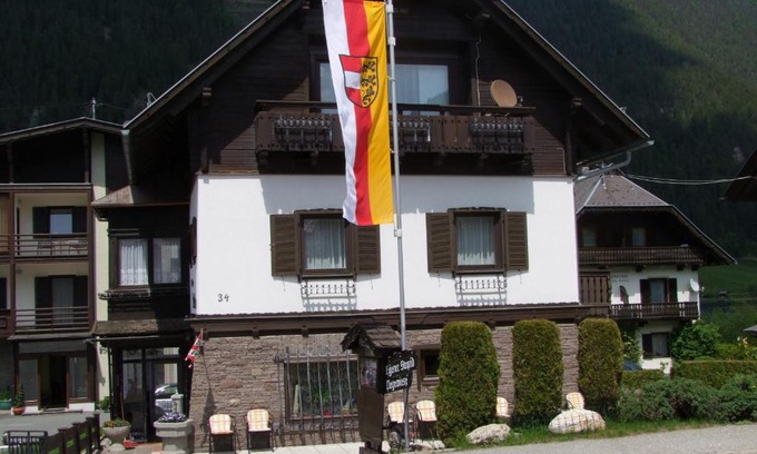 Gatschach House | Pension Seeheim