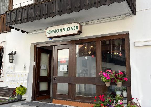 Matrei am Brenner Apartment | Pension Steiner, 6143 Matrei am Brenner!Check-in between 15 - 21 o'clock! No breakfast