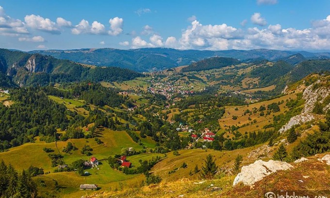 Dambovicioara House | Pensiunea Casa Avram