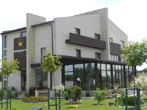 Buftea House | Pensiunea de Vis