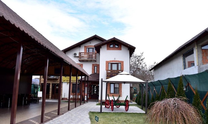 Valenii de Munte House | Pensiunea Dely Cios