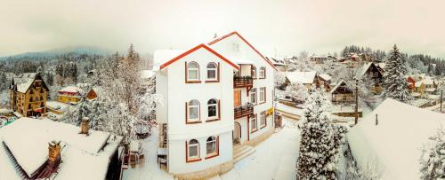Sinaia House | Pensiunea Nicolas