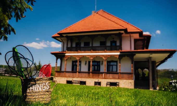 Asuaju de Sus Bed & Breakfast | Pensiunea Tara Codrului