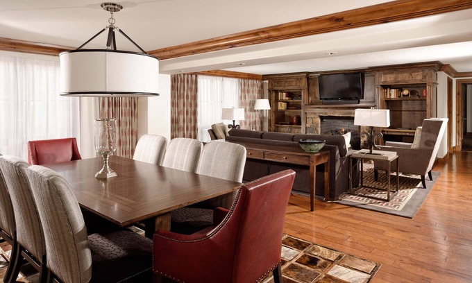 Aspen Condo | Penthouse Aspen St Regis Residence 2 bed/2.5 bath unit available prime weeks