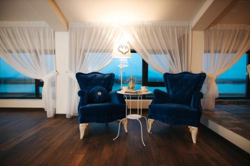 Galati Apartment | Penthouse Evianne Faleza