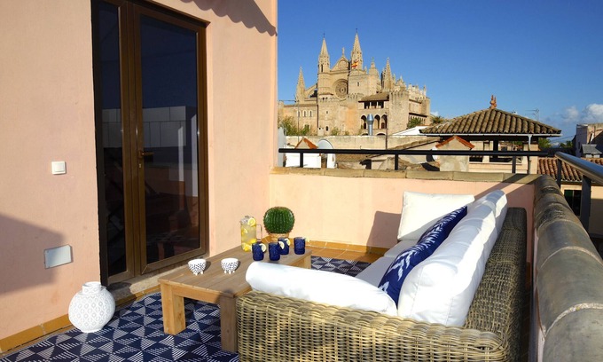 La Llotja-Born Apartment | Penthouse in the center, big terrace next to Cathedral
