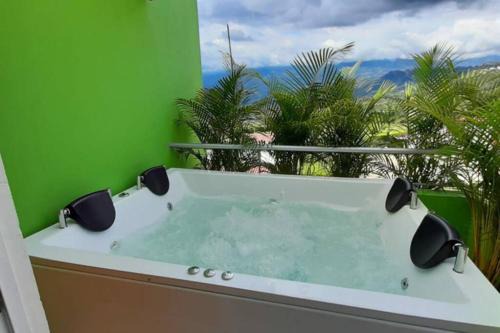 La Mesa Apartment | Penthouse SPA Jacuzzi y Sauna Privado