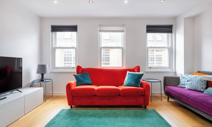 Waterloo Apartment | Penthouse split level next to London Eye Gem with roof terrace and AIR-CON