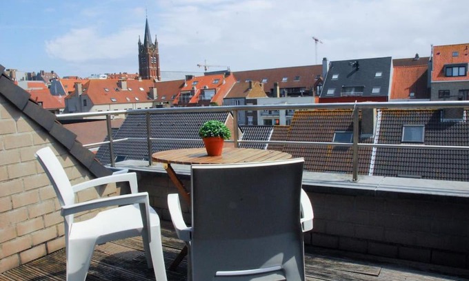 Heist Apartment | Penthouse with 2 free parking in Knokke-Heist