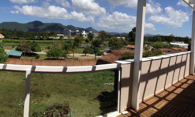 Cachoeira do Bom Jesus Apartment | Penthouse with SPA, Wi-Fi and cable TV 60 m from the sea with beautiful panoramic views