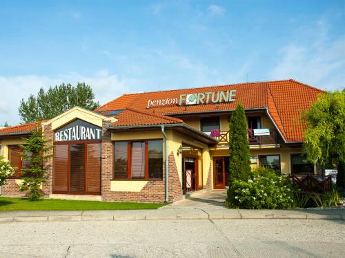 Dunajska Streda House | Penzion Fortune