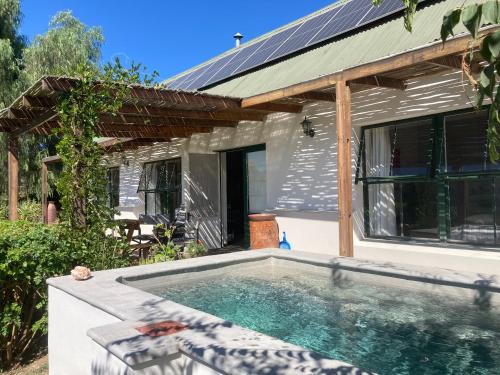 De Rust House | Pepper Tree Cottage