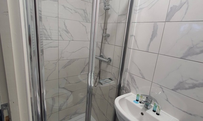 West Thurrock House | Perfect for family getaways! Home away from Home