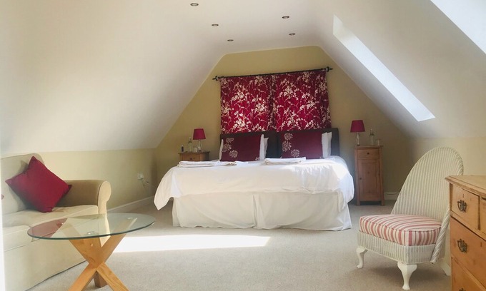 Etchingham Bed & Breakfast | Perfect self contained B&B located on the borders of East Sussex and Kent
