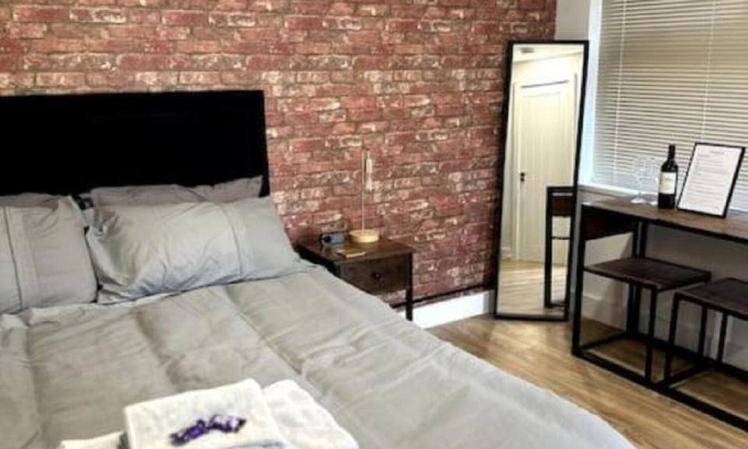Pinkwell Apartment | Perfect Stay With Dallas Studio