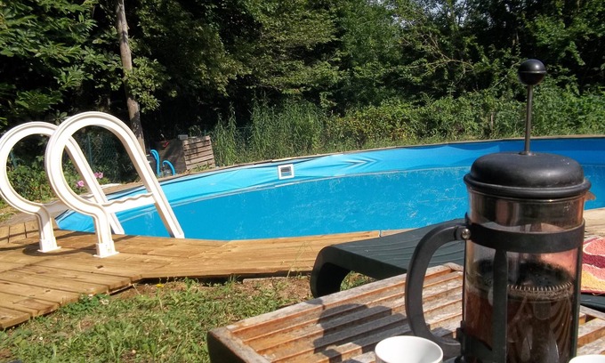 Vaux Cottage | Perfect Woodland Gite - for 2 people
