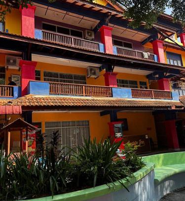 Kampung Pasir Hantu Hotel | Perhentian Village Inn