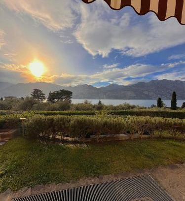 Malcesine Apartment | Perlissima, Lake View and Pool