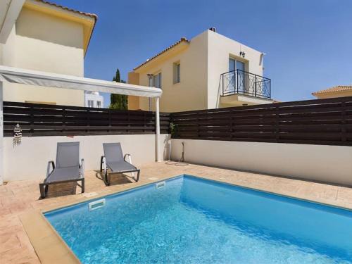 Pernera Villa | Pernera Beachside Haven