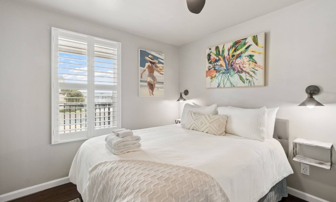 Ocean Cay Apartment | Pet-Friendly 1BR Condo Steps to Beach Outdoor Space + Partial Views