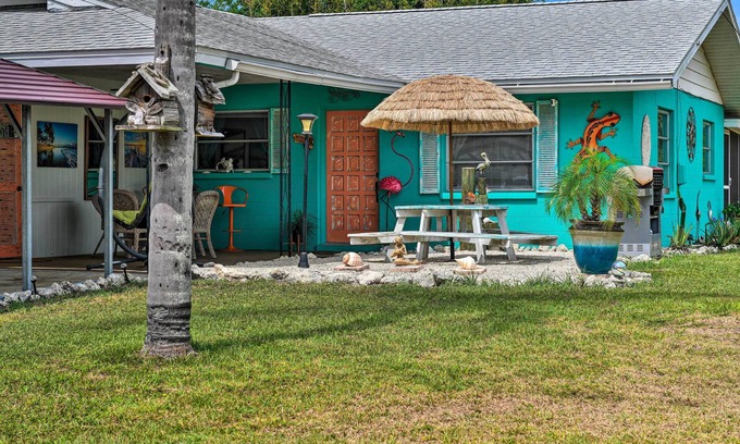 Whitney Beach House | Pet-Friendly Bradenton Home ~ 3 Mi to Cortez Beach