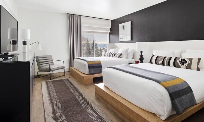 Teton Village Hotel | Pet-Friendly Lodge w/Scenic Views & Direct Access to Teton Adventures
